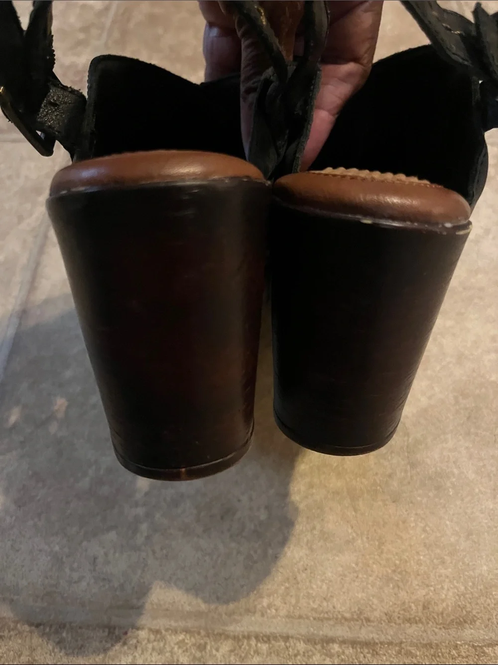Womens  b.o.c Born Concept Cecila Platform Heeled Leather Strap Clogs